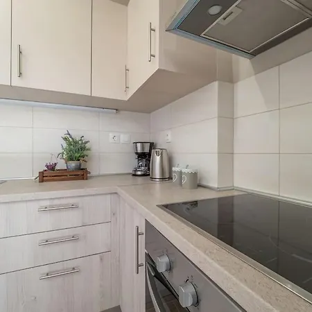 Sandra's House Daire Gouvia