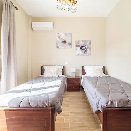 Sandra's House * Gouvia