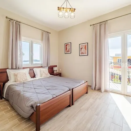 Sandra's House דירה