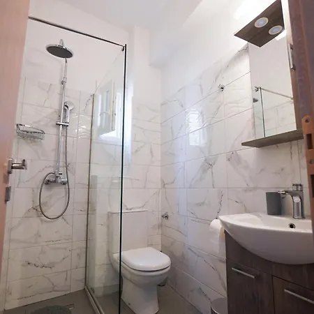Sandra's House * גאוביה