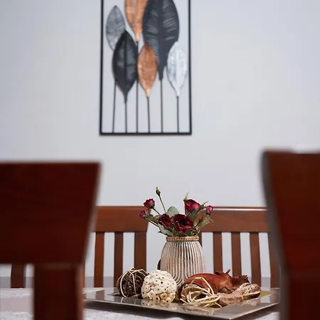 Sandra's House דירה